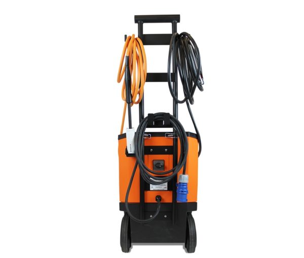 The new model of our InoxFURY weld cleaner – Cougartron FURY 200
